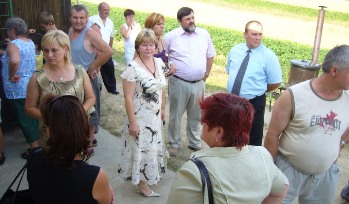 4. fotografia fotogalérie Odovzdanie obecného traktora