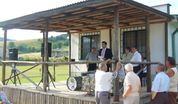 8. fotografia fotogalérie Odovzdanie obecného traktora